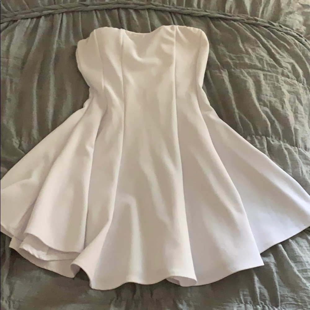 White strapless dress